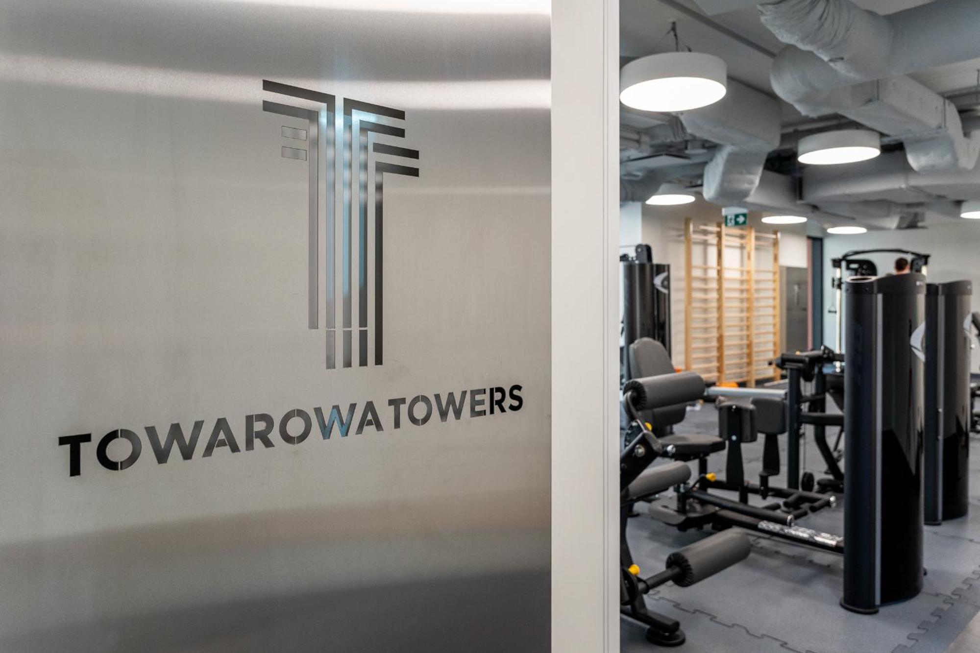 Towarowa Towers